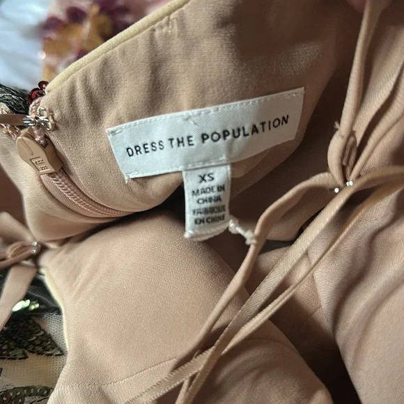 Dress The Population Uma Sequin Floral Cocktail Dress- NWOT - Picture 4 of 4